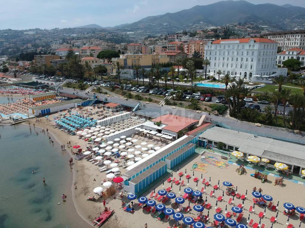 Colours Apartments & Rooms San Remo Exterior foto
